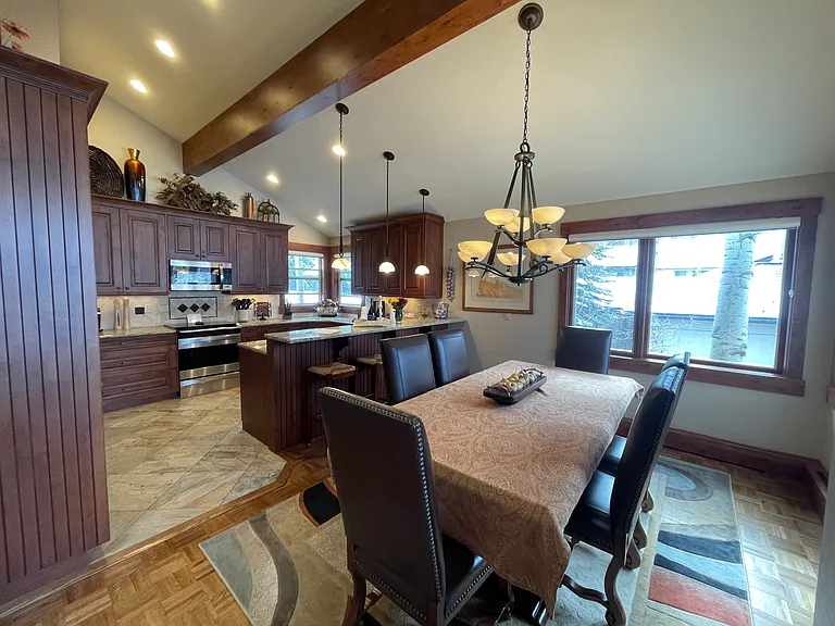 718 Stone Creek Dr #A — Photo 2