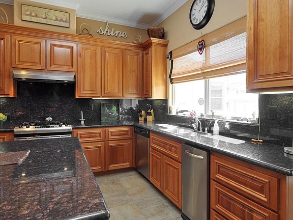 5th image of 17237 Sandalwood Way