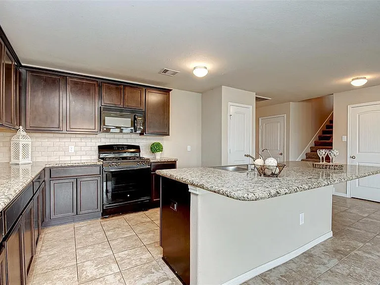 9202 Adobe Sky Ct — Photo 6