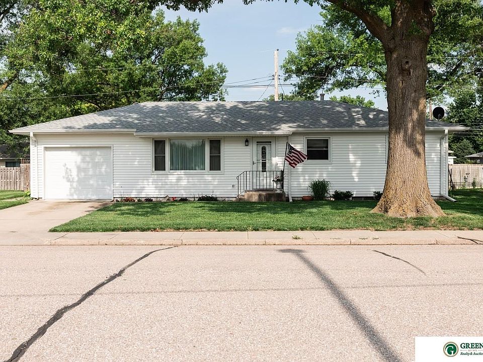 1st image of 710 Mayhew Ave