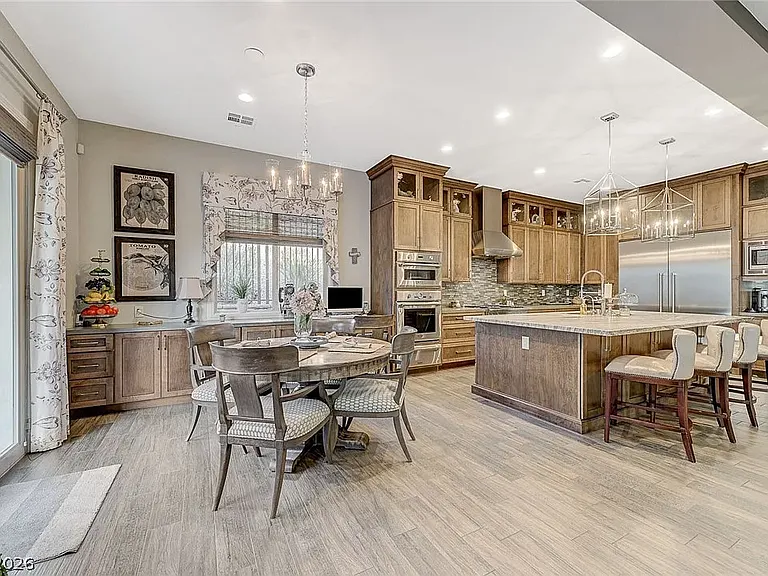 81 Navarra Canyon Ct — Photo 23
