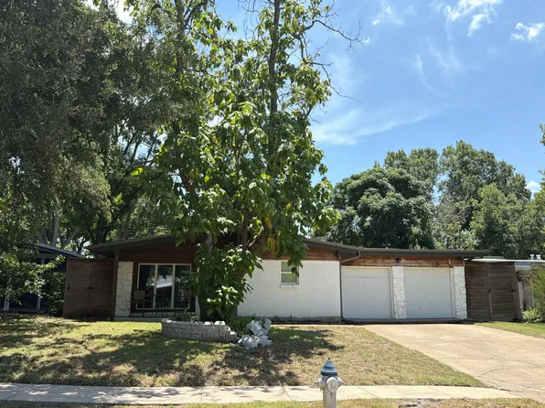13414 Flagstone Ln, Dallas, TX 75240