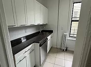35-20 97th St #10A, Corona, NY 11368