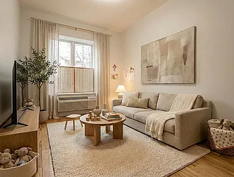 498 Jackson Avenue, #3B