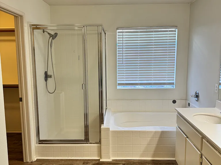 30050 Laurel Creek Dr — Photo 16