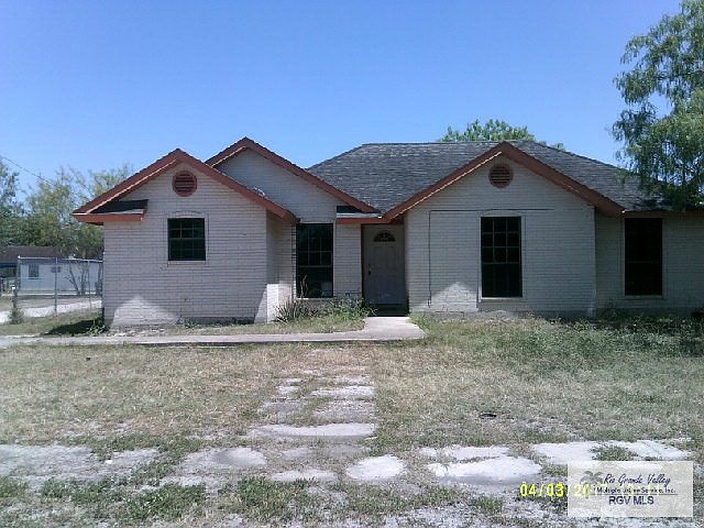 1st image of 1613 S 1st St