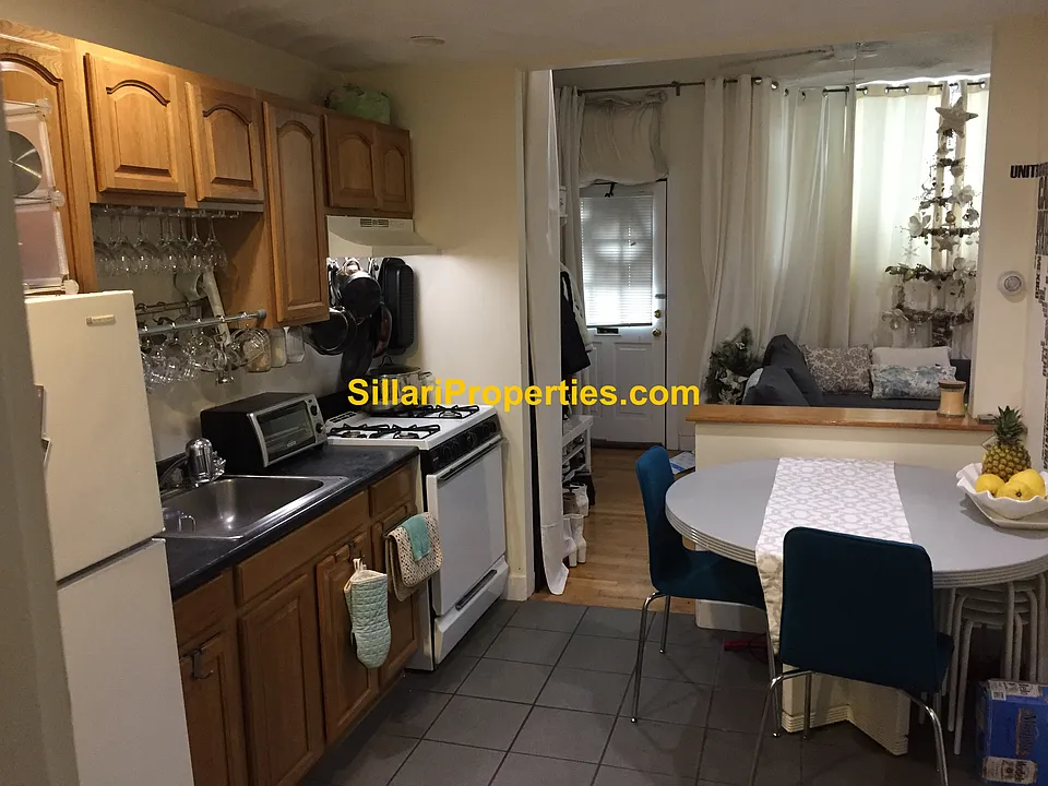 292 Highland Ave #2