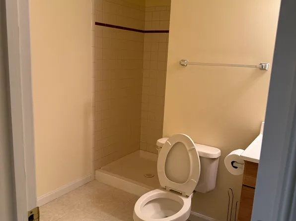 5802 Hampton Forest Way #1, Fairfax, VA 22030