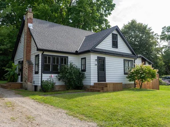 280 Saulsbury St, Strathroy Caradoc, ON N7G 2B2