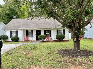 624 Sadler Glen Dr, Charlotte, NC 28214