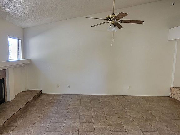 4th image of 1762 Laurel Oak Dr