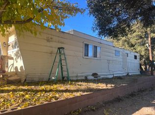 412 Live Oak Dr, Wofford Heights, CA 93285