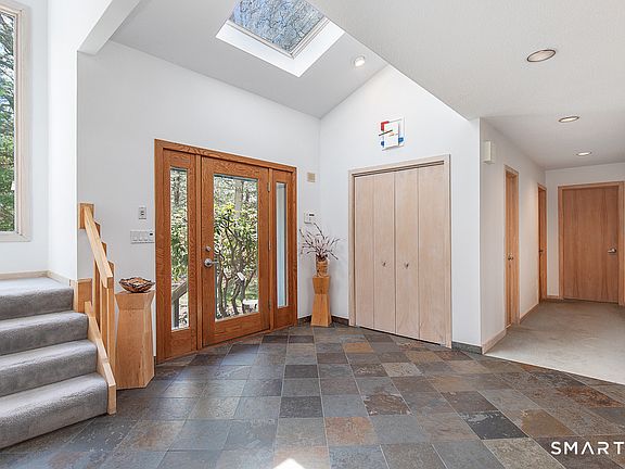 3rd image of 54 Rock Hill Road