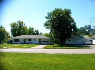 503 N Division St, Warren, MN 56762