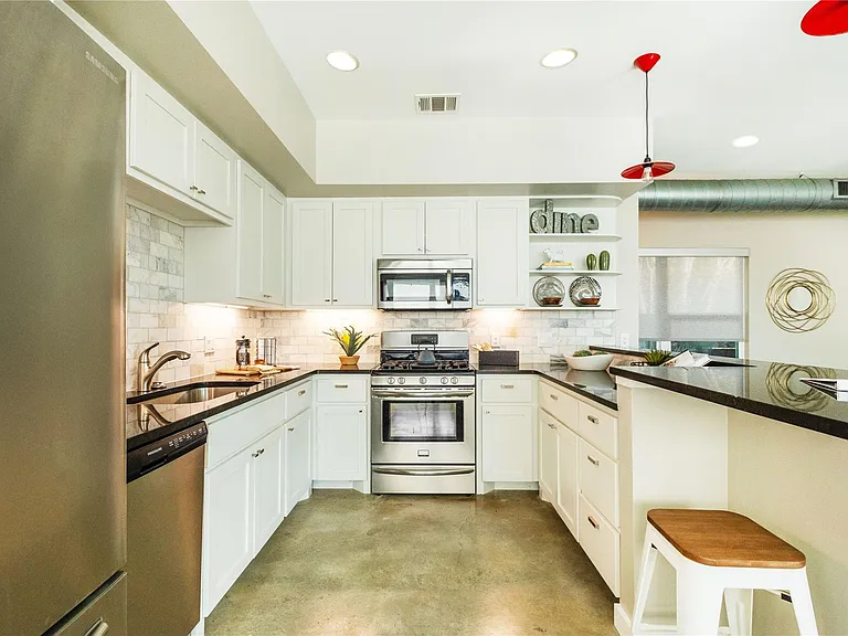 7601 Bethune Ave #B — Photo 5