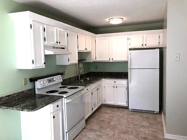 1005 Opequon Ave — Photo 4