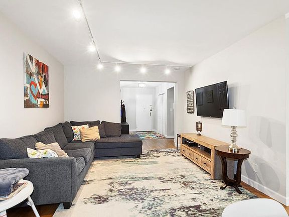 3rd image of 112-20 72nd Dr APT D35
