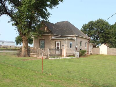 387 S D St, Mutual, OK, 73853