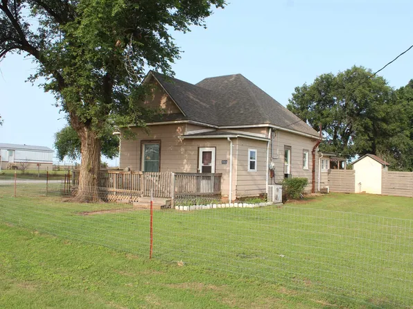 387 S D St, Mutual, OK 73853