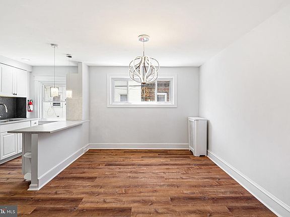 4th image of 930 Scattergood St