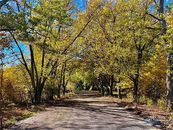3rd image of 1220 S State Route 53