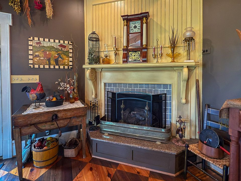 10th image of this home