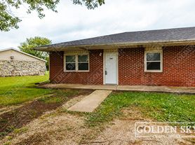 115 S Keystone Cir, Muncie, IN