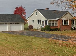 27 East St, Hadley, MA 01035