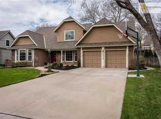 12616 W 76th Ter, Lenexa, KS 66216