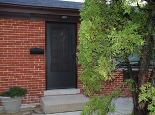 578 N Rozanne Dr APT B, Addison, IL 60101