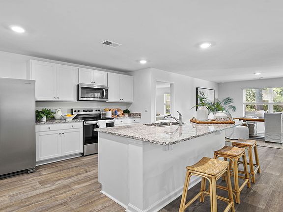 2nd image of 165 Timber Rd