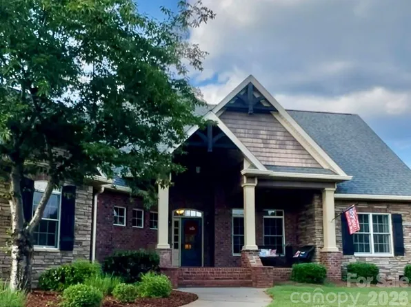 708 Cedar Hill Dr, Shelby, NC 28152