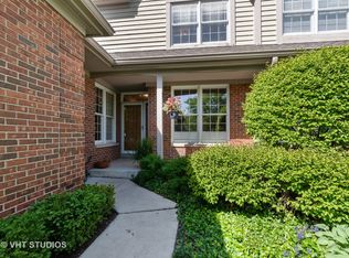 2115 Norwich Ct, Glenview, IL 60026