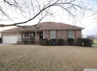 214 Rindon Ln, Hazel Green, AL 35750