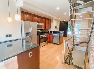 1413 Anchor St, Baltimore, MD 21230