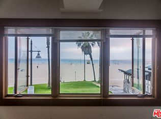8 Brooks Ave, Venice, CA 90291