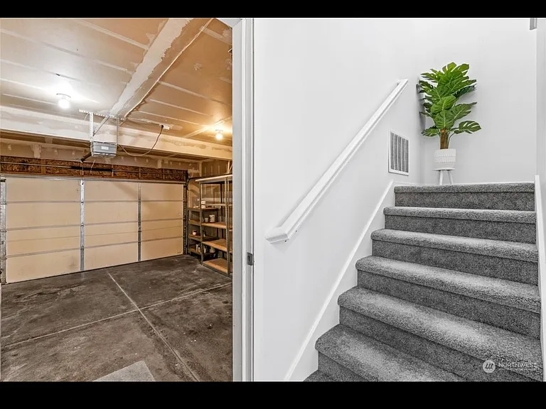 14919 44th Dr NE — Photo 5