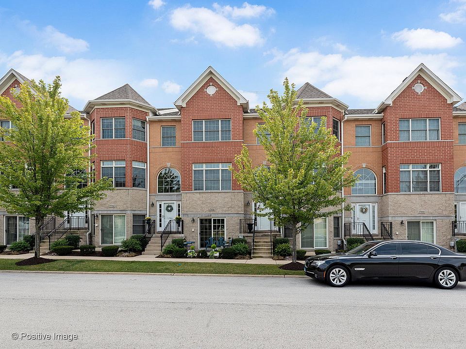 1st image of 17952 Fountain Cir