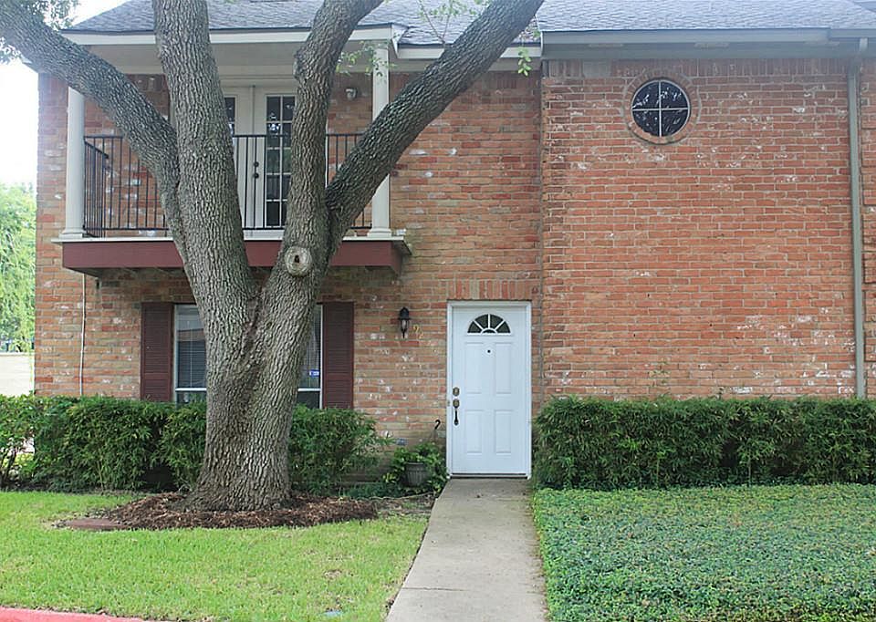 1st image of 9252 Westwood Village Dr #406