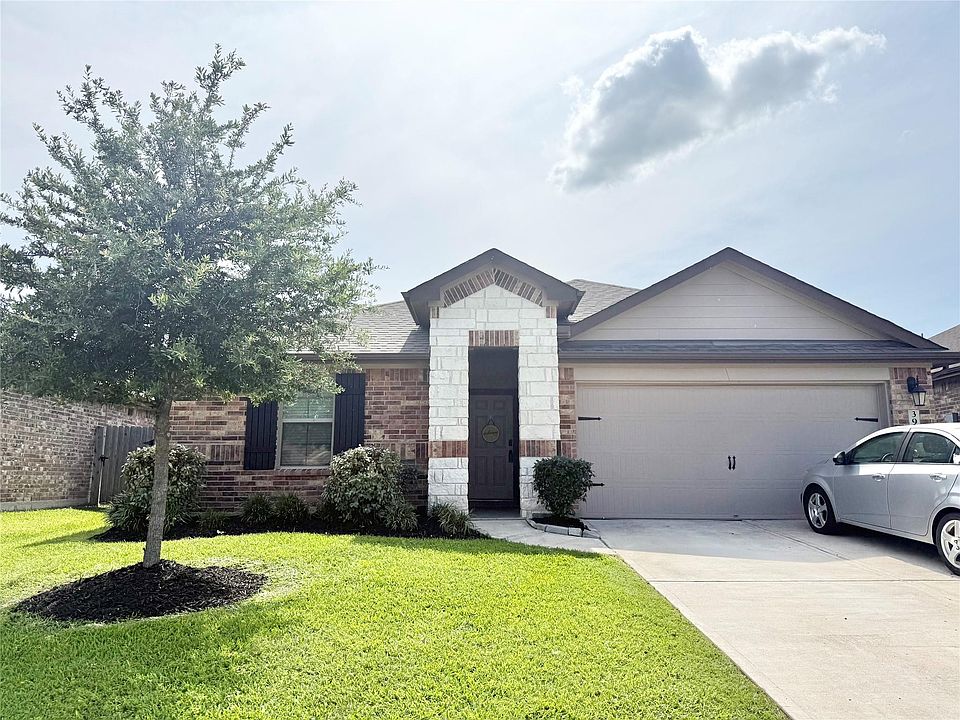 1st image of 3939 Country Club Dr