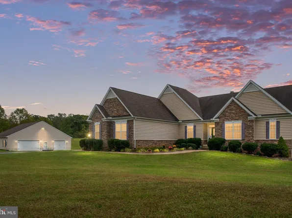 14 Cranston Ln, Stafford, VA 22556