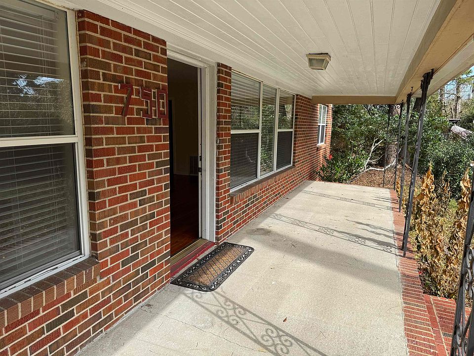 1st image of 750 W Tharpe St