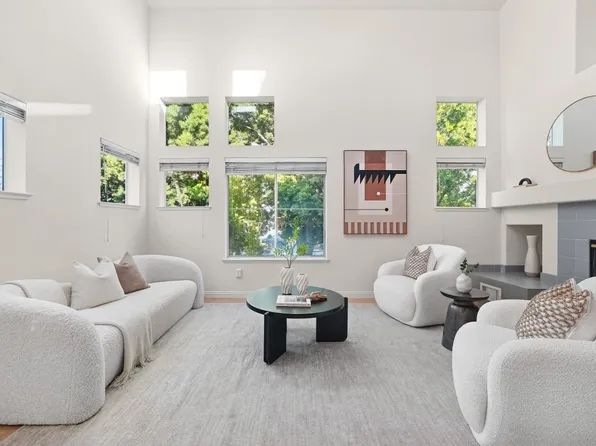 995 Asilomar Ter APT 2, Sunnyvale, CA 94086