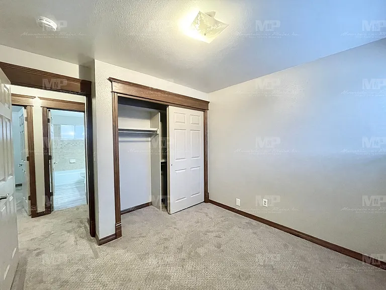 1628 Azalea Dr #3 — Photo 11