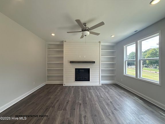 4th image of 550 Springtooth Drive