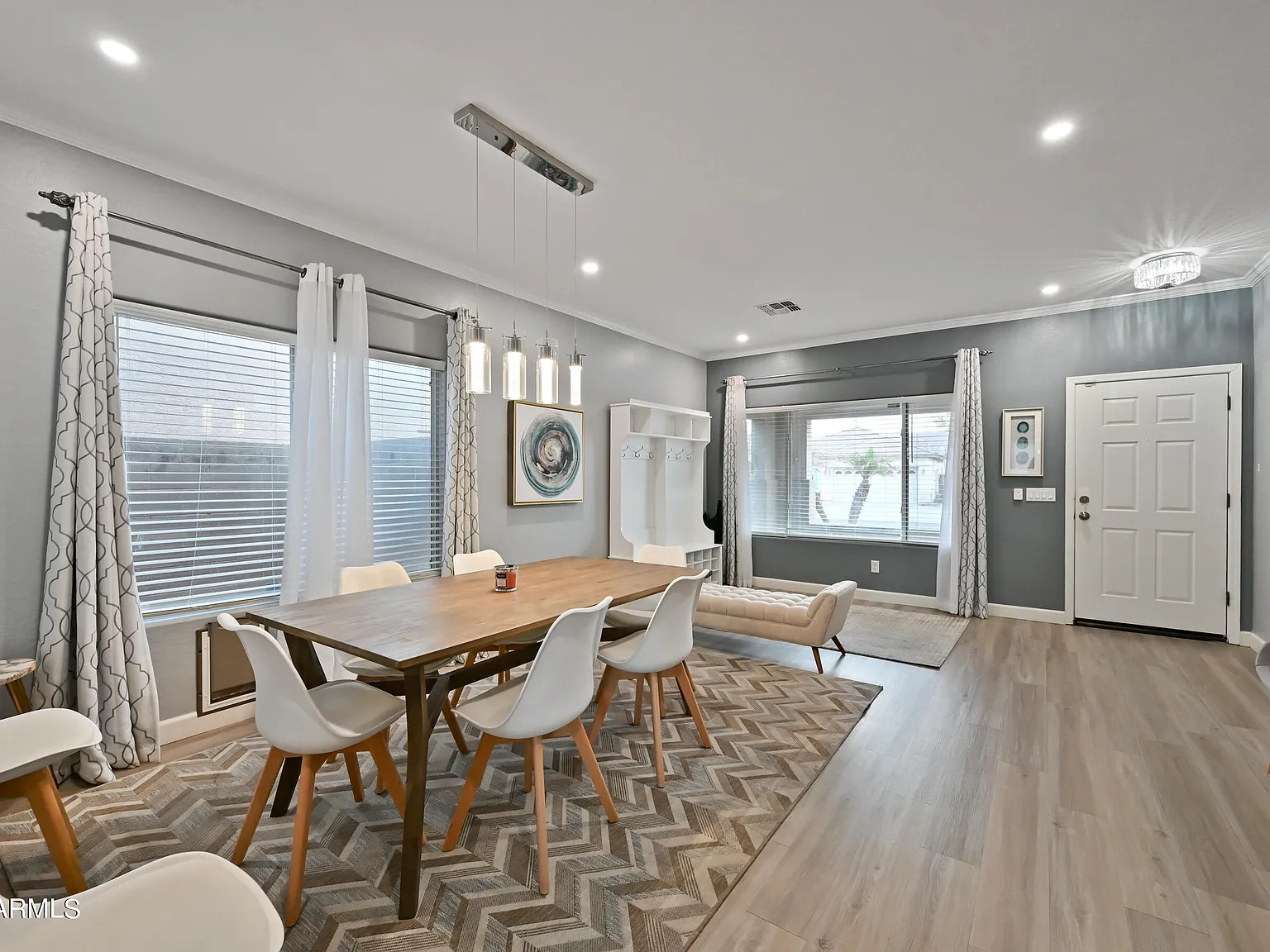 4 bed, 2.5 bath, 2112 sqft, $2,495 — Photo 3