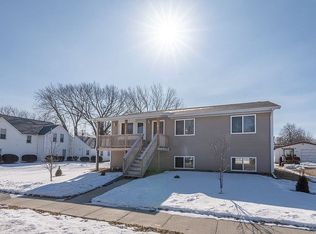 345 W Randolph St, Marengo, IA 52301