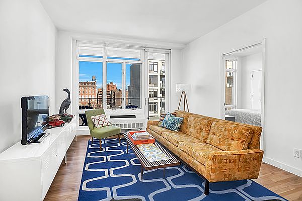 1st image of 333 E 109th St APT 6E