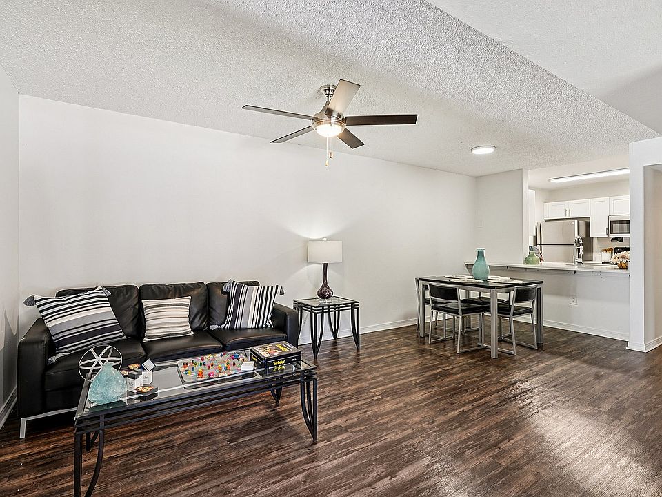 6-web-or-mls-SW 27th St-S1212-006