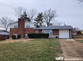 9726 Jackie Ln, Saint Louis, MO